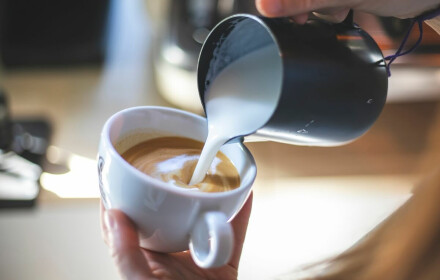 Jak wybrać właściwą kawę do kawiarni?